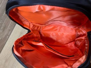 Mochila unisex negra pequeña