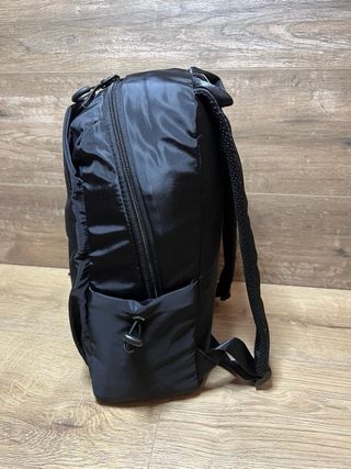 Mochila unisex negra pequeña