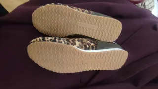 Zapatillas animal print piel