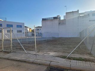 Terreno en venta en Gelves