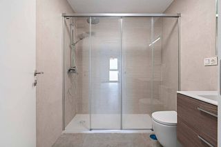 Piso en alquiler en Los Ángeles - Cruz de Caravaca en Almería