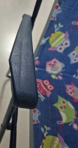 Silla plegable infantil con estampado de búhos