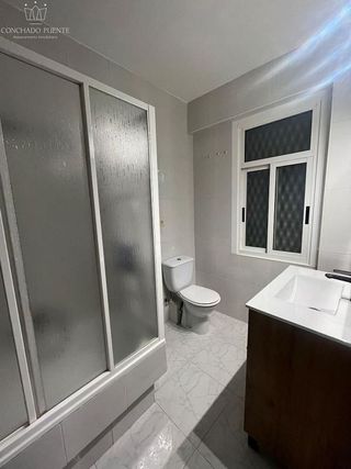 Piso en venta en Cuatro Caminos - Plaza de la Cubela en Coruña (A)