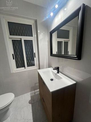 Piso en venta en Cuatro Caminos - Plaza de la Cubela en Coruña (A)