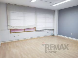 Oficina en alquiler en Cuatro Caminos - Plaza de la Cubela en Coruña (A)