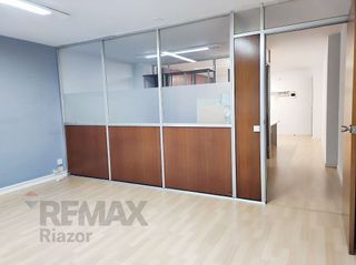 Oficina en alquiler en Cuatro Caminos - Plaza de la Cubela en Coruña (A)