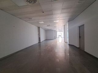 Local comercial en venta en Os Mallos - San Cristóbal en Coruña (A)