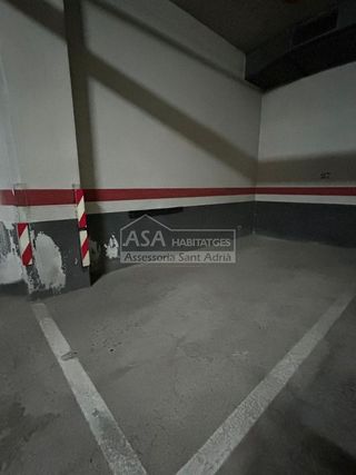 Garaje en venta en Sant Adrià de Besos