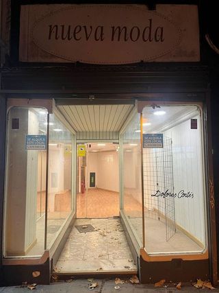 Local comercial en alquiler en Pinares de Venecia en Zaragoza