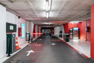 Garaje en alquiler en Sant Antoni en Barcelona