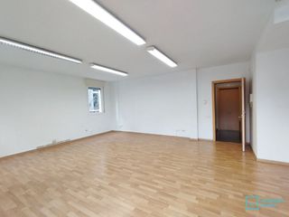 Oficina en alquiler en Les Corts en Barcelona