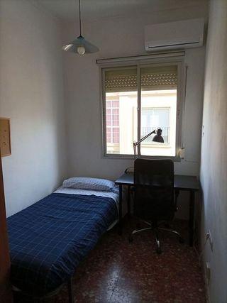 Piso en alquiler en El Molinillo - Capuchinos en Málaga