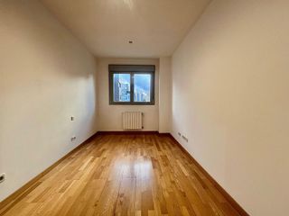 Piso en alquiler en Las Tablas en Madrid