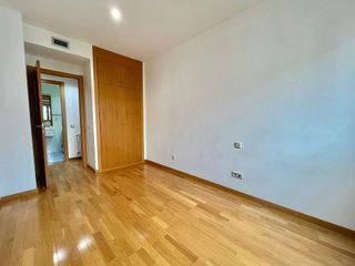 Piso en alquiler en Las Tablas en Madrid