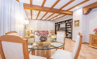 Chalet en venta en Lucena