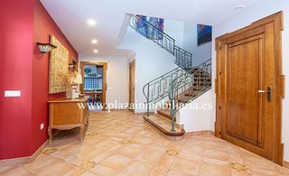 Chalet en venta en Lucena