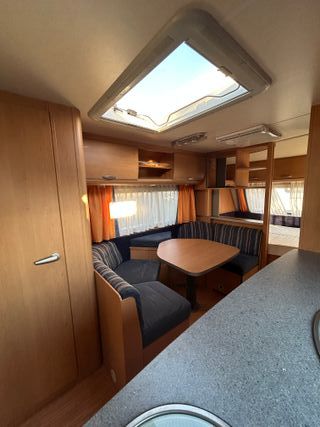 CARAVANA KNAUS SUDWIND 550 FSK-AIRE ACONDICIONADO