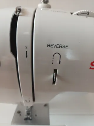 Máquina de coser Singer 2282