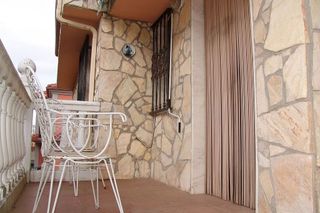 Casa adosada en venta en Linares