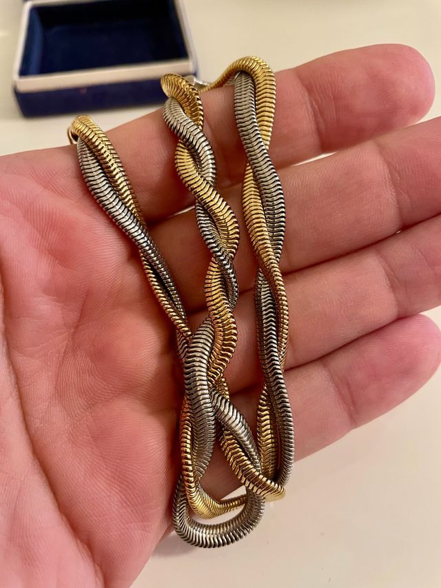 Collana di bigiotteria bicolore oro e argento