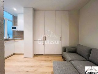 Piso en alquiler en Ayuntamiento - Catedral en Cádiz