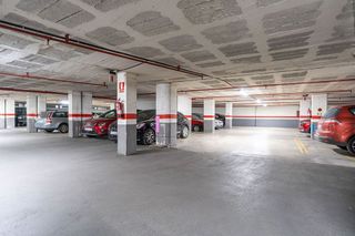 Garaje en alquiler en El Camp de l'Arpa del Clot en Barcelona