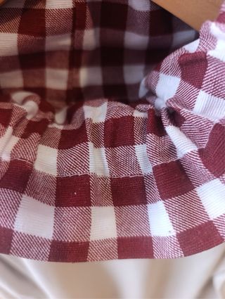 Cuello fruncido Vichy granate