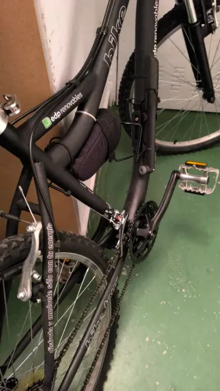 Bicicleta MTB 26 negra Bike Tour