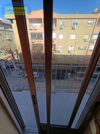 Piso en alquiler en Peñamefecit - Avda Barcelona en Jaén