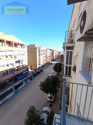 Piso en alquiler en Peñamefecit - Avda Barcelona en Jaén