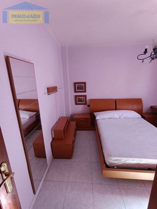 Piso en alquiler en Peñamefecit - Avda Barcelona en Jaén