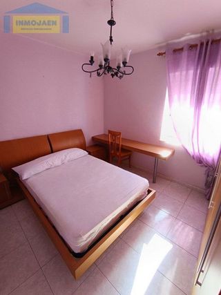 Piso en alquiler en Peñamefecit - Avda Barcelona en Jaén