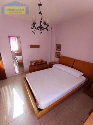 Piso en alquiler en Peñamefecit - Avda Barcelona en Jaén