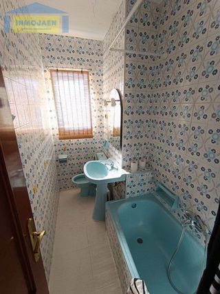 Piso en alquiler en Peñamefecit - Avda Barcelona en Jaén