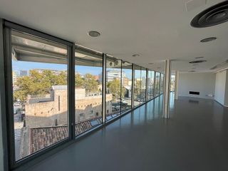 Oficina en alquiler en El Parc i la Llacuna del Poblenou en Barcelona