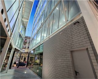 Oficina en alquiler en El Parc i la Llacuna del Poblenou en Barcelona