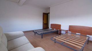 Piso en alquiler en Urbanización Siglo XXI - Carretera de Villalpando en Zamora