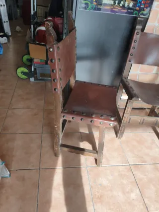 Sillas vintage madera y piel (3 unidades)