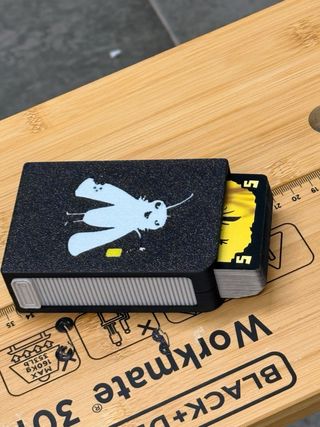 Funda para cartas Polilla Tramposa