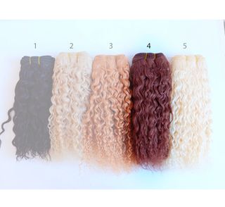 Capelli castani lunghi 3 metri