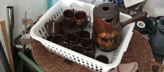 Juego tazas barro con jarra