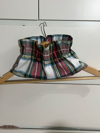 cuello escocés fruncido