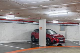 Garaje en alquiler en Les Tres Torres en Barcelona