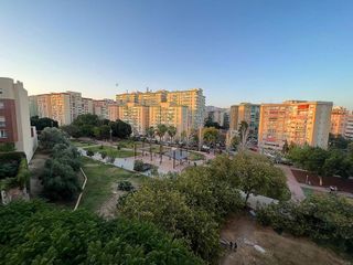 Piso en alquiler en Carlos Haya en Málaga