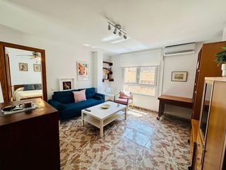 Piso en alquiler en Ciudad Jardín - Tagarete - El Zapillo en Almería