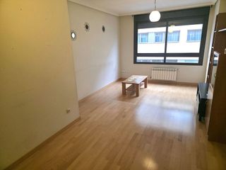 Piso en alquiler en San Isidro - Los Almendros en Alcalá de Henares