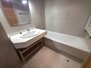 Piso en alquiler en San Isidro - Los Almendros en Alcalá de Henares