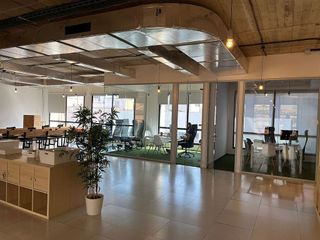 Oficina en alquiler en La Vila Olímpica del Poblenou en Barcelona