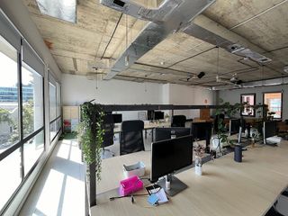 Oficina en alquiler en La Vila Olímpica del Poblenou en Barcelona