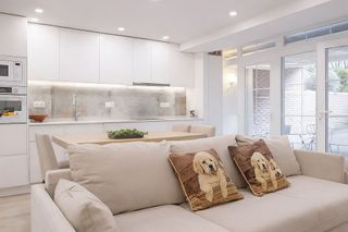 Piso en alquiler en Salvador en Madrid